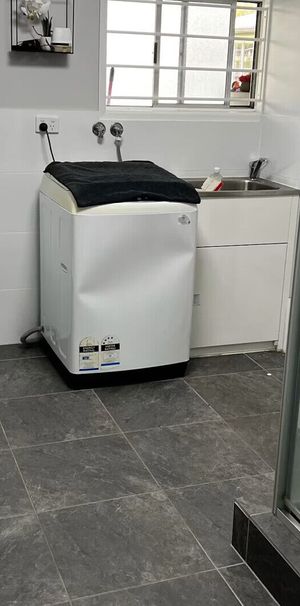 Slacks Creek - Photo 1