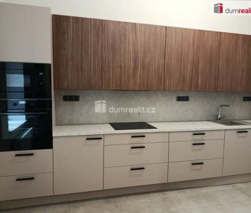 Velmi hezký byt 1+1 po rekonstrukci, Praha 5 – Smíchov - Fotografie 6