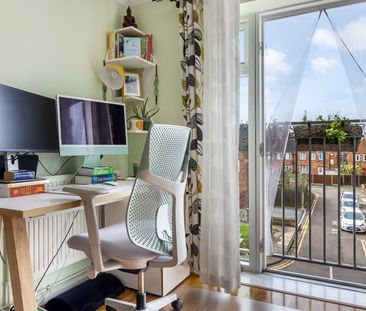 1 Bed Flat, Academia Way, N17 - Photo 1