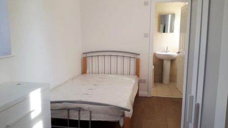 1 bedroom apartment to rent - Photo 3