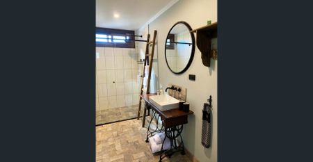 Charming Country Cottage – Horse Friendly Rental - Photo 5