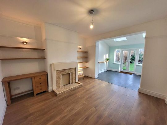 3 bedroom semi-detached house to rent - Photo 1