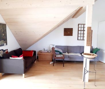 Moderne, helle 2.5-Zimmer Dachwohnung - Photo 2