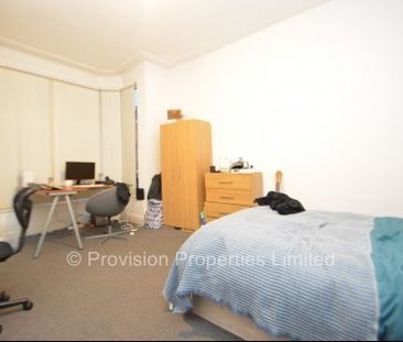 6 Bedroom Student Properties - Photo 1