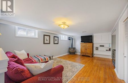 For Lease - 37 Foreht Crescent Unit# Basement unit, Aurora, Ontario - Photo 2