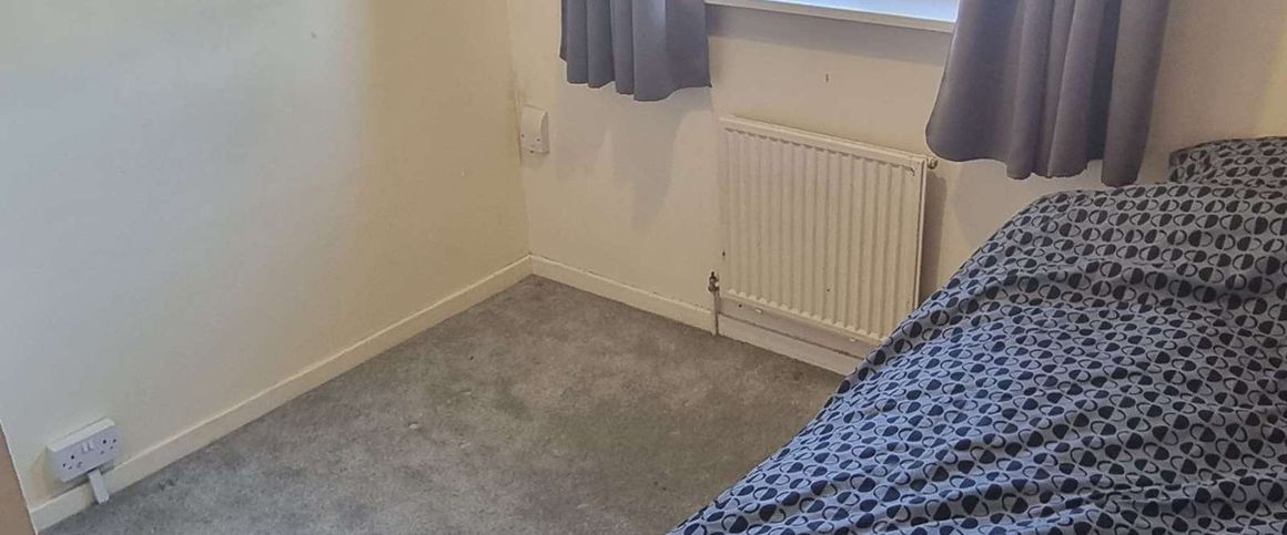 St. Andrews Gardens Bedroom 2 - Photo 1