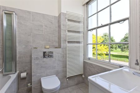 Hampton Court Road, East Molesey, KT8 - Photo 5