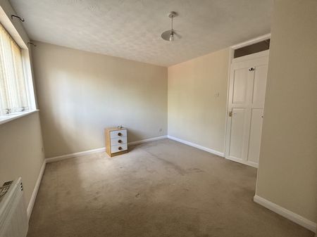 Broome Way, Banbury - Photo 3