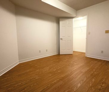 For Lease - 310 Burnhamthorpe Road Unit# 3308, Mississauga, Ontario - Photo 3