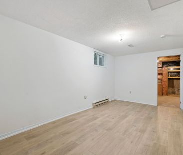 For Lease - 71 Geddes Crescent, Barrie, Ontario - Photo 1