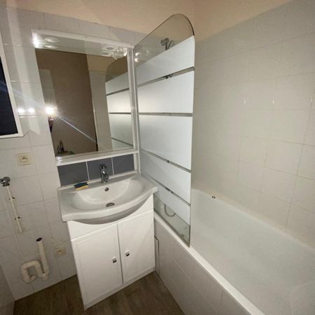 Location Appartement 1 pièce 16m² MONTAUBAN 82000 - Photo 4