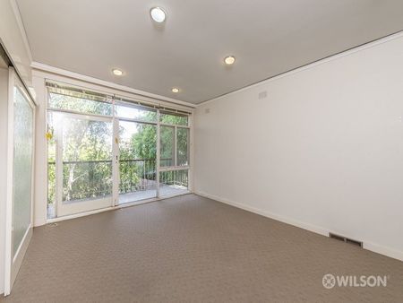 4/32 Fosbery Avenue, Caulfield North VIC 3161 - Apartment For Rent | Domain - Photo 3