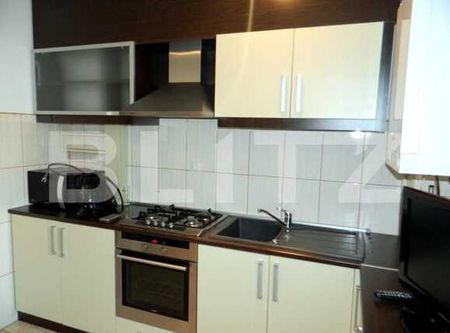 4 camere, 120 mp, parcare, imobil nou, prima inchiriere, zona UMF - Photo 2