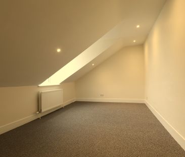 Well Presented Two Bedroom Maisonette to let in Hastings - Photo 4