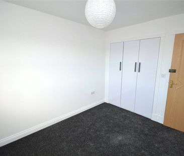 9, Crow Nest Drive, Beeston, Leeds, LS11 8JP - Photo 2