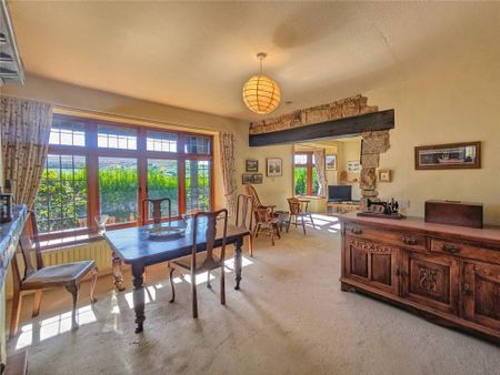 4 bedroom terraced house to rent - Photo 4