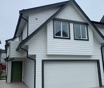 Newer Coach House in Central Ladner - Photo 2