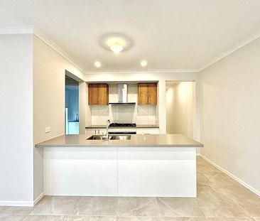 Brand new premium family home - Photo 1