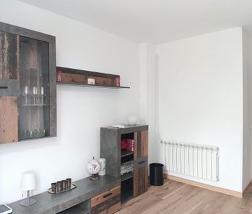 Apartamento de alquiler en Centro - Manguilla - Photo 1