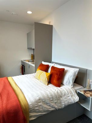 Studio to rent - Photo 1