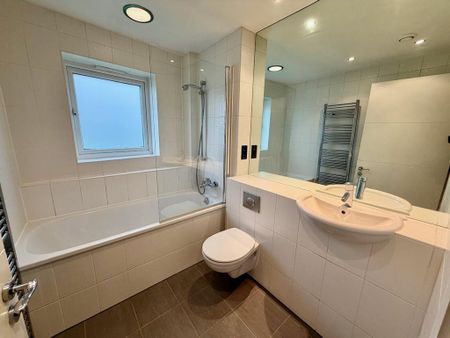 2 bedroom flat to rent - Photo 5