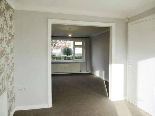 Richmondfield Avenue, Barwick In Elmet, Leeds, LS15 - Photo 1