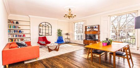 Stunning two bed set within a period house in zone 1 location - Photo 3