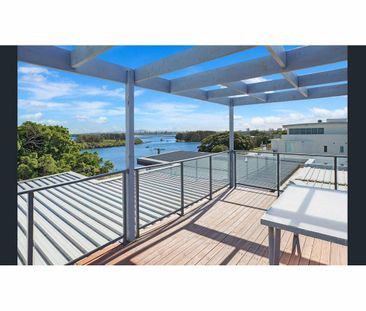 UNIT AT REFLECTIONS ON LITTLE STREET - Photo 2