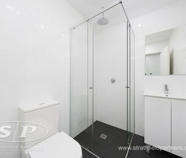 Large and impressive townhouse - Photo 3