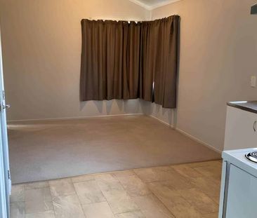 3 Bedroom Family Home - Photo 2