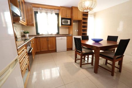 3 room luxury Apartment for rent in Palma de Mallorca, Balearic Islands - Photo 2