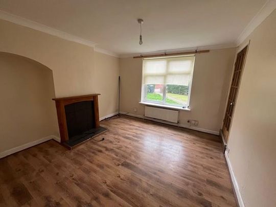2 bedroom end of terrace house to rent - Photo 1