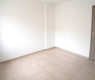 Location Appartement 3 pièces 66m² - Photo 2