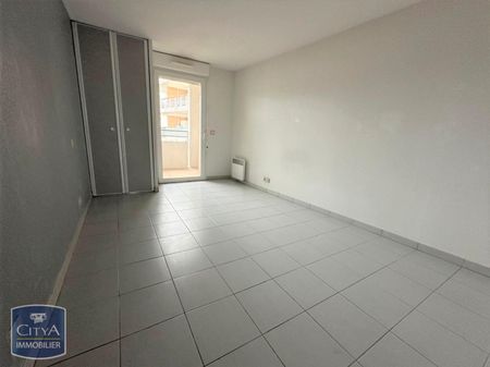 Location Appartement 3 pièces 63m² AVIGNON 84000 - Photo 2