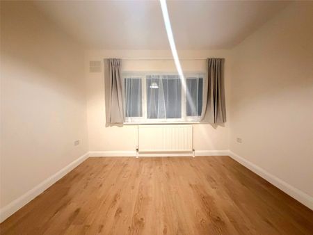 Cleveley Crescent, Ealing, W5 1DZ - Photo 5