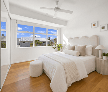 A multi-level hideaway with soul, sophistication and skyline views - Photo 4