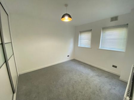 Llwynderw Drive, West Cross, Swansea, SA3 - Photo 2