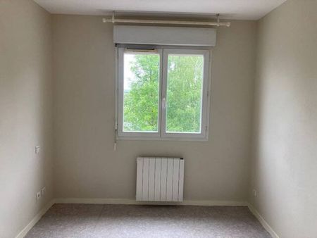 Location appartement t1 bis 2 pièces 27 m² à Rodez (12000) BOURRAN - Photo 2