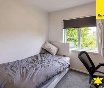 Welcome to this modern and spacious 4-bedroom, 1-bathroom home loca... - Photo 5