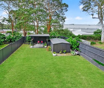 30 Duffy Avenue, Thornleigh NSW 2120 - House For Rent | Domain - Photo 2
