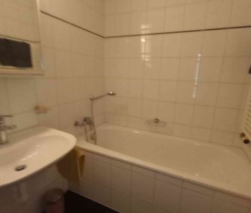 2.5 Zimmer, 90 m², 2. Stock - Photo 3