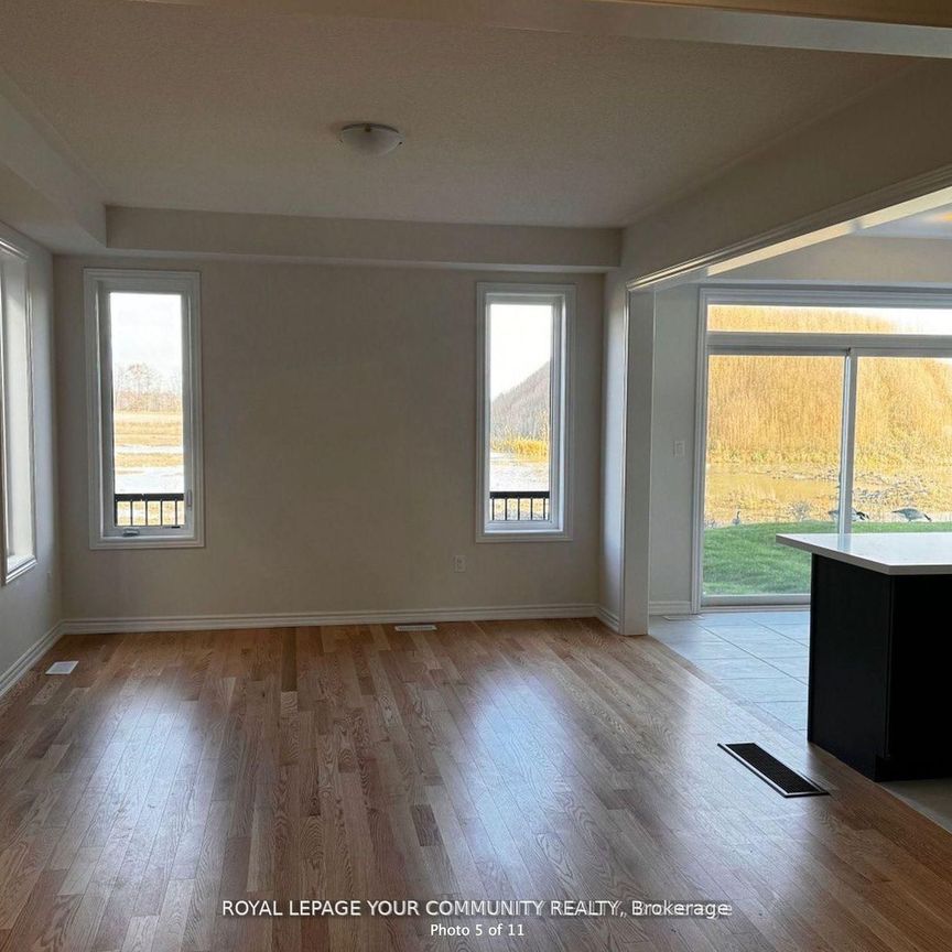 For Lease - 154 Terry Fox Drive, Barrie, Ontario - Photo 1