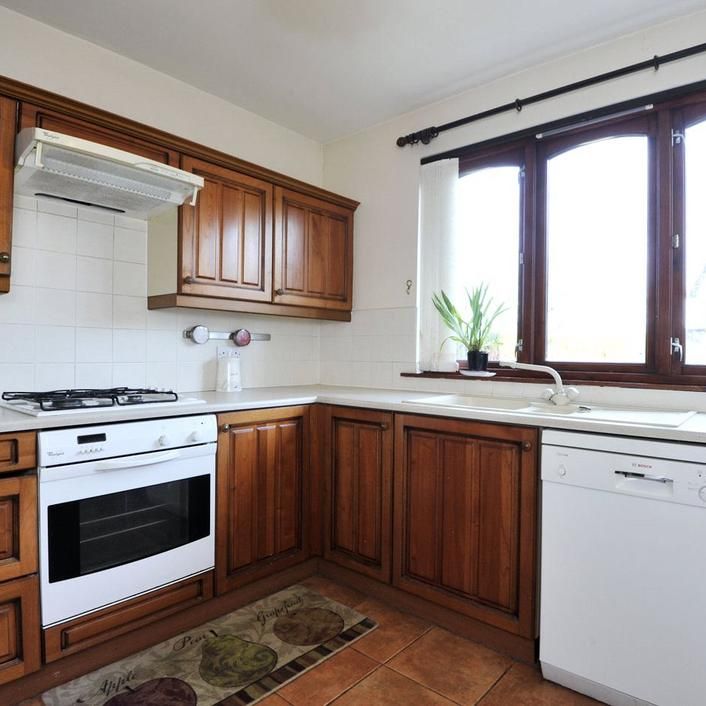 3 bedroom detached house to rent - Photo 1