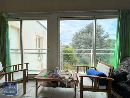 Location Appartement 3 pièces 95m² SAINTES 17100 - Photo 3