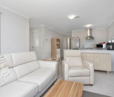 BEAUTIFUL THREE BEDROOM HOME IN ALFREDTON - Photo 2