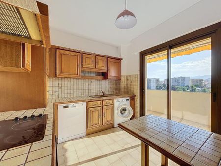 Location Appartement 3 pièces 85m² AJACCIO 20090 - Photo 4