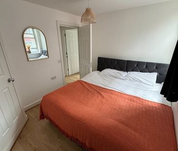 2 Bed Flat, The Carronades, SO14 - Photo 6