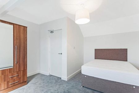 5 bedroom terraced house to rent - Photo 5