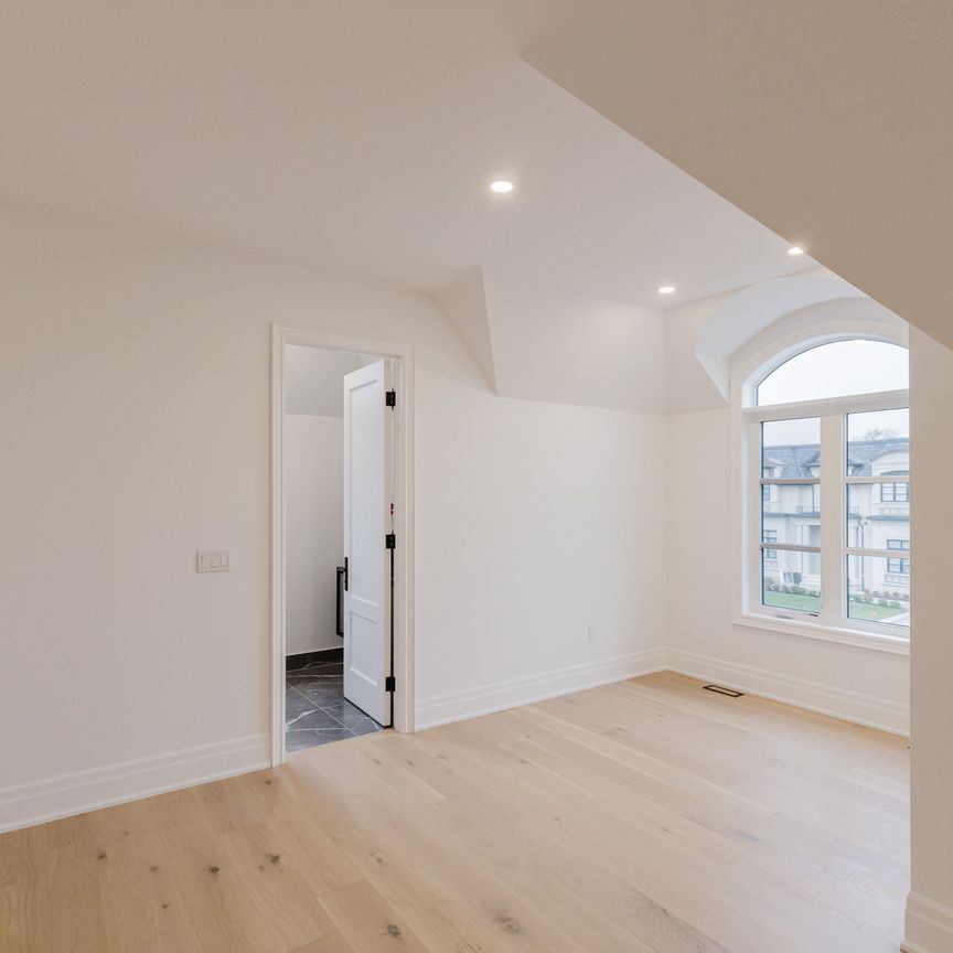 For Lease - 243 Prince George Crescent, Oakville, Ontario - Photo 1