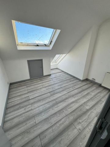 Bedsit to rent - Photo 4